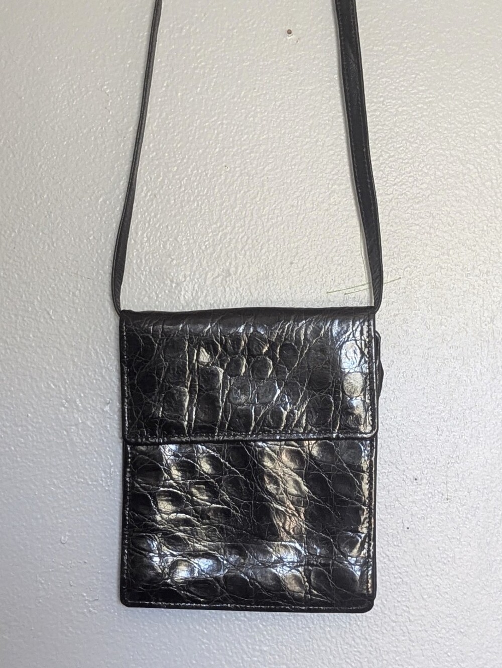 Vintage Tusk NY Small Croc Embossed Black Leather Crossbody Bag NWOT